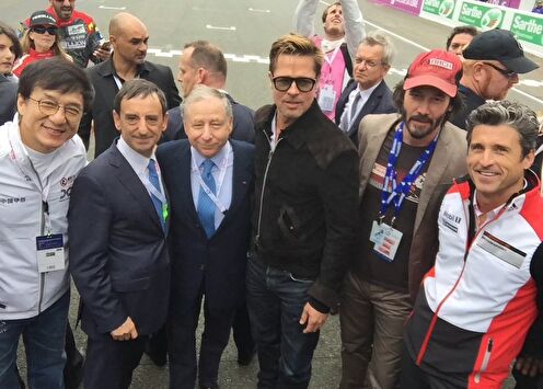 Очередное звездное фото на гонке «24 часа Ле‑Ман»